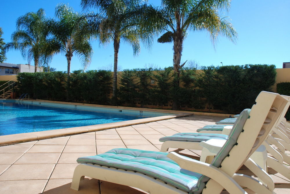The Terrace Hotel Adelaide Bagian luar foto